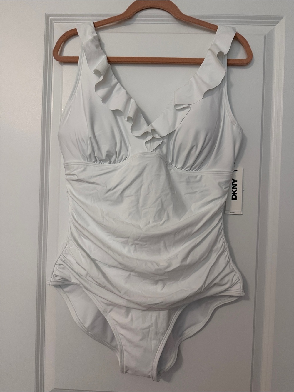 DKNY White Ruffle-Trim V-Neck One-Piece Swimsuit 2X XXL